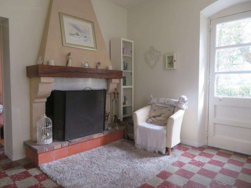 Maison à SAINTE-COLOMBE-SUR-L&#039;HERS