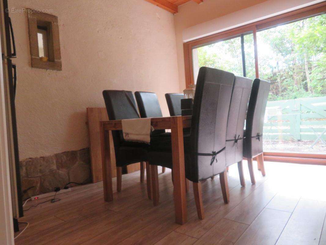 Maison à SAINTE-COLOMBE-SUR-L&#039;HERS