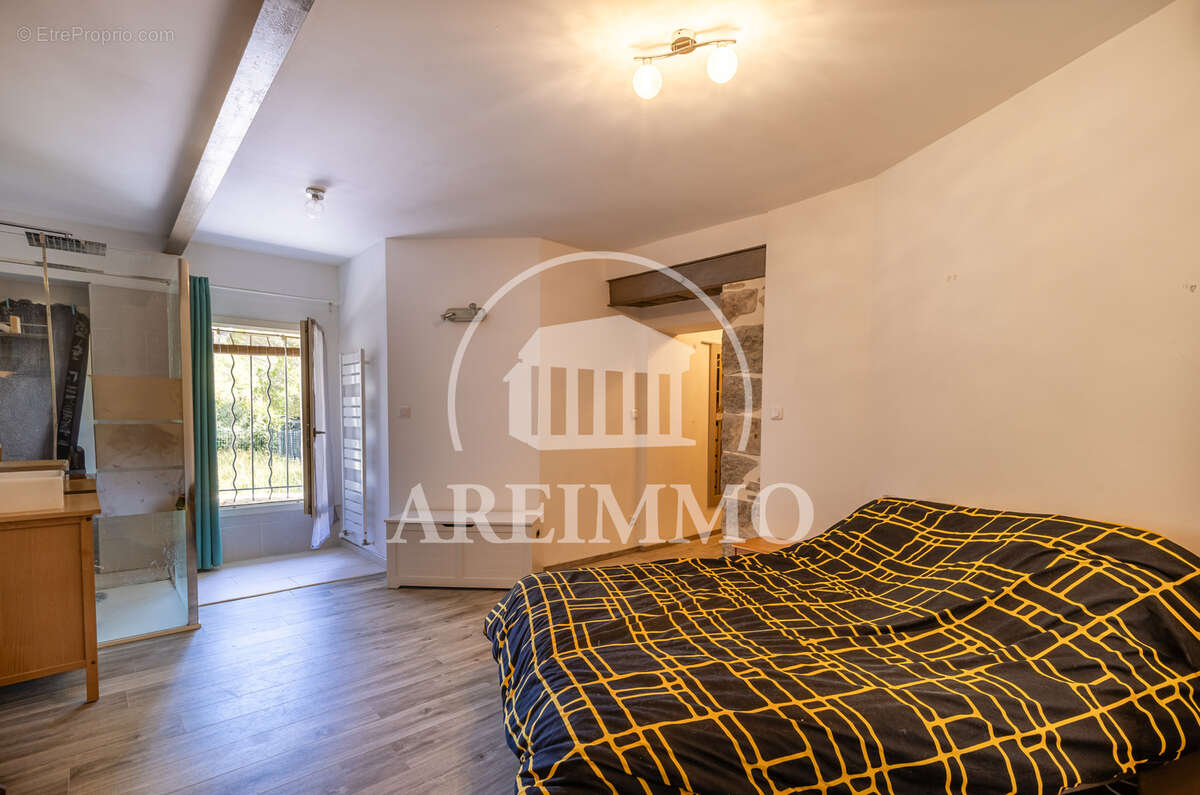 Maison à NOTRE-DAME-DE-LONDRES