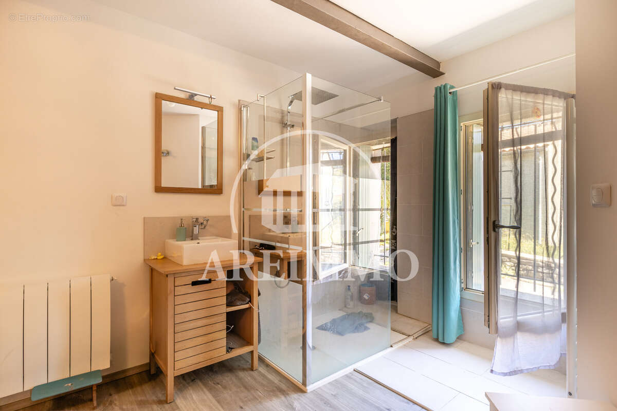 Maison à NOTRE-DAME-DE-LONDRES