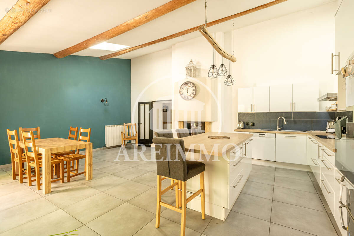 Maison à NOTRE-DAME-DE-LONDRES