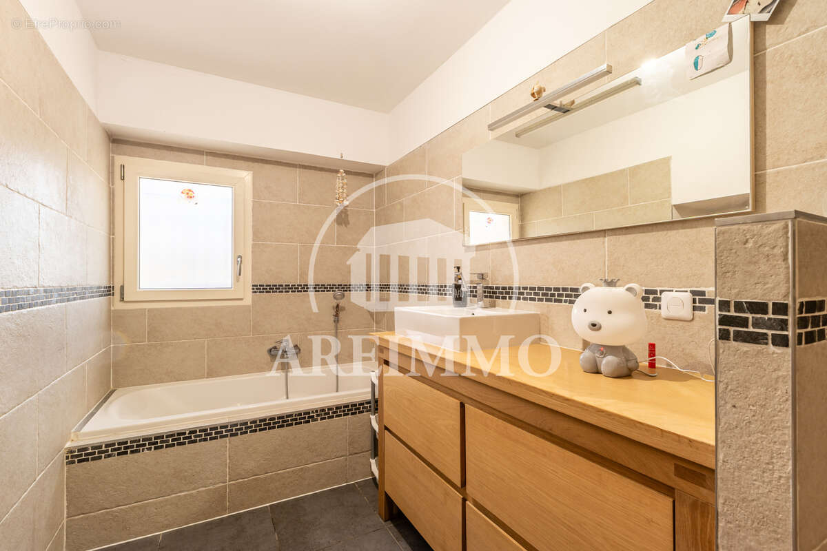 Maison à NOTRE-DAME-DE-LONDRES