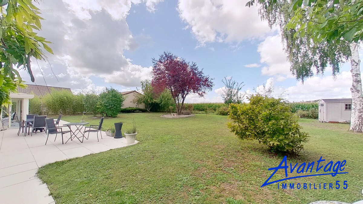 Maison à VAL-D&#039;ORNAIN