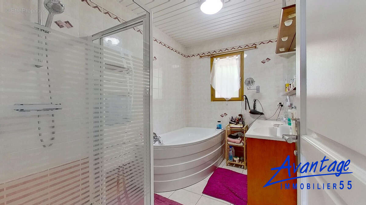 Maison à VAL-D&#039;ORNAIN