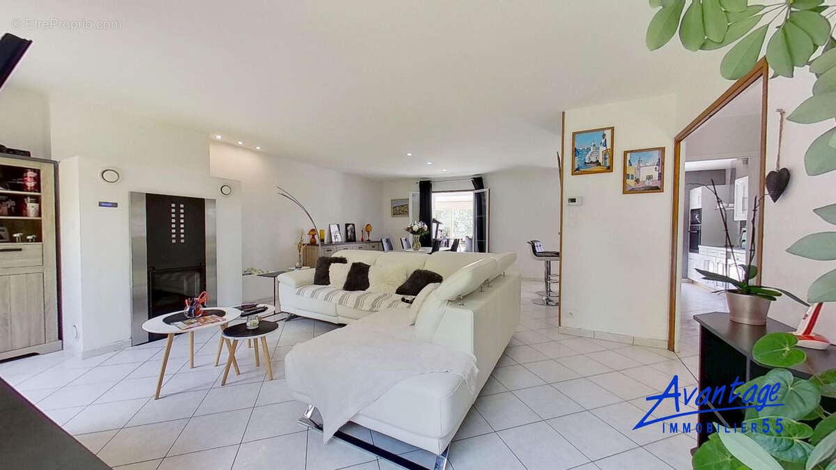 Maison à VAL-D&#039;ORNAIN