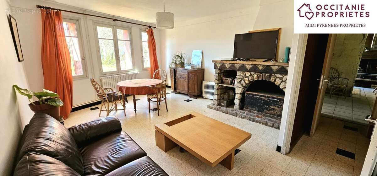 Maison à SAINTE-SUZANNE