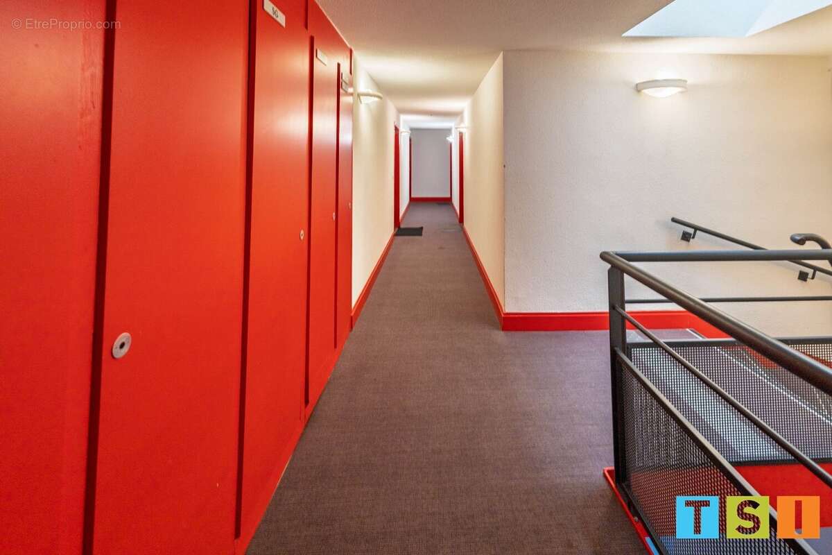 Appartement à CAZERES