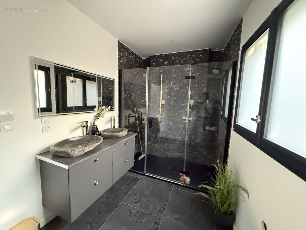 Maison à CLERMONT-L'HERAULT