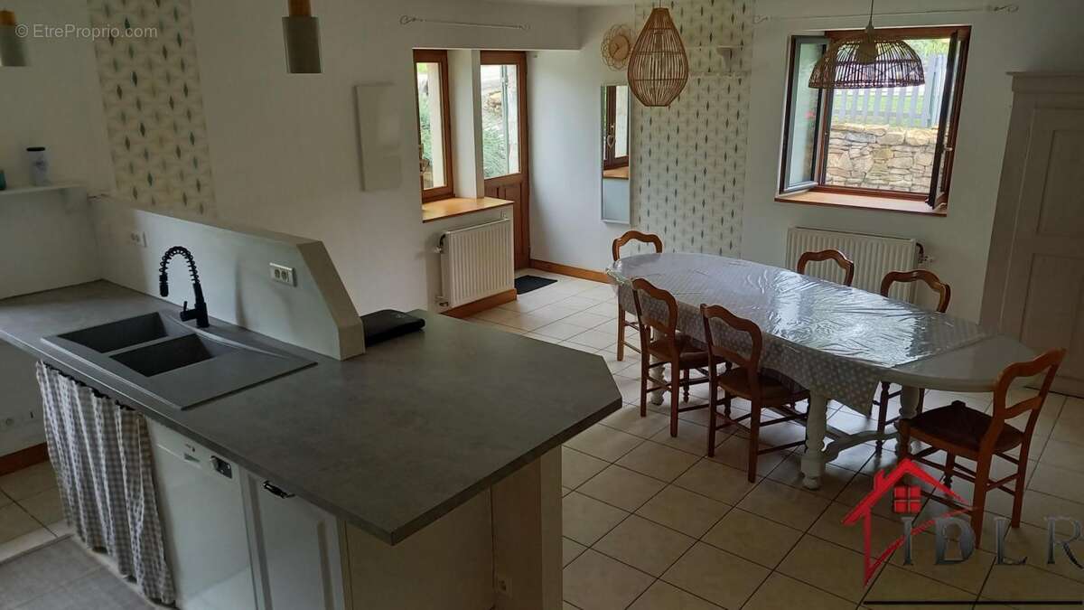 Maison à TOULOUSE-LE-CHATEAU