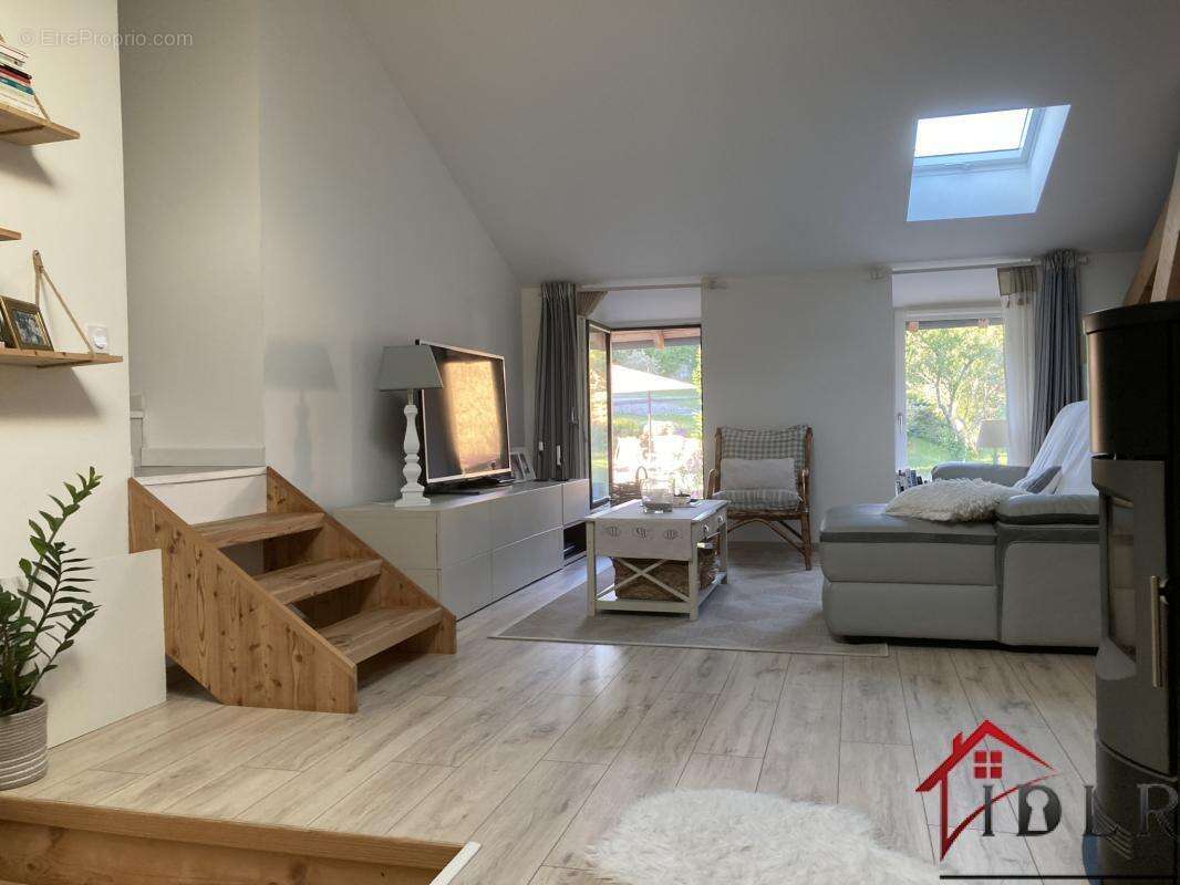 Maison à TOULOUSE-LE-CHATEAU