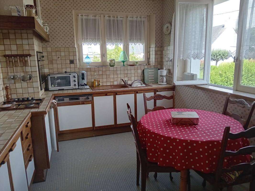 Maison à PLOUGASNOU