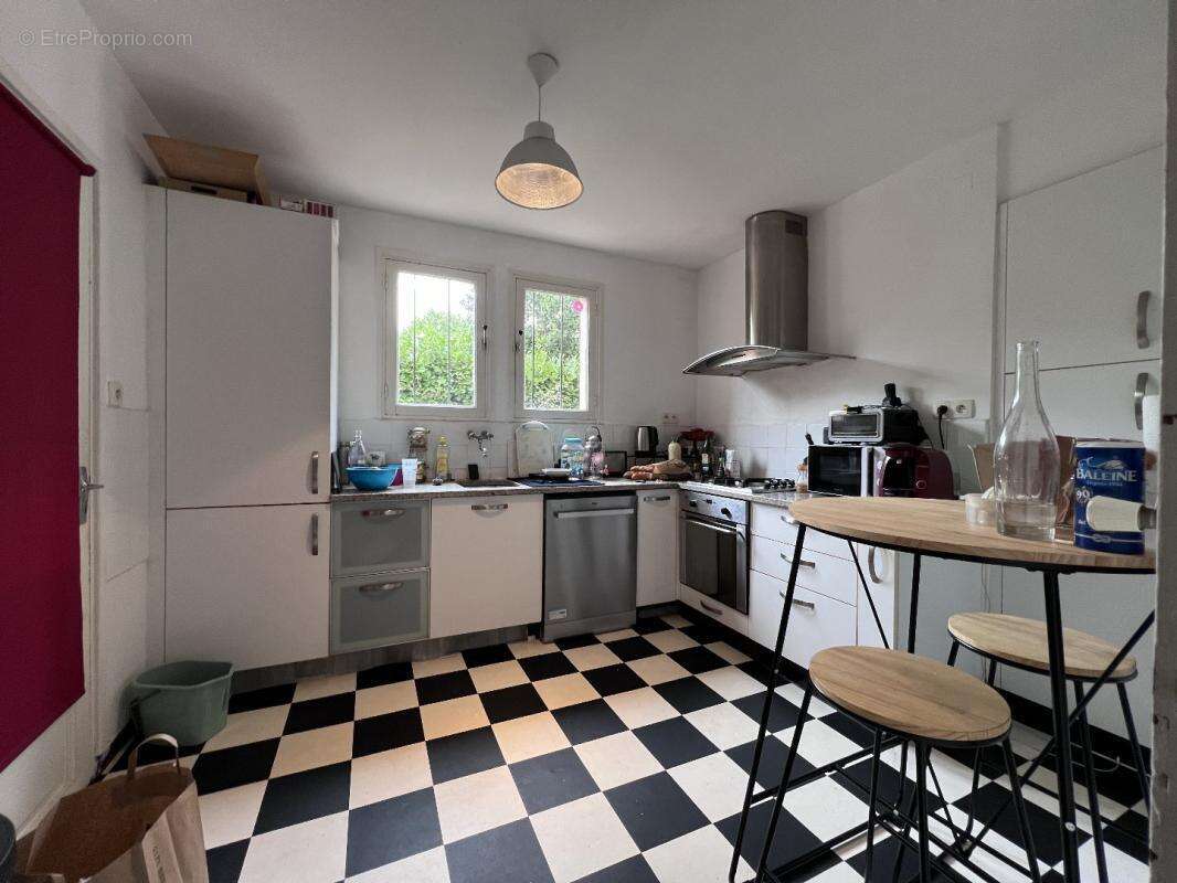 Maison à VILLENEUVE-DE-RIVIERE