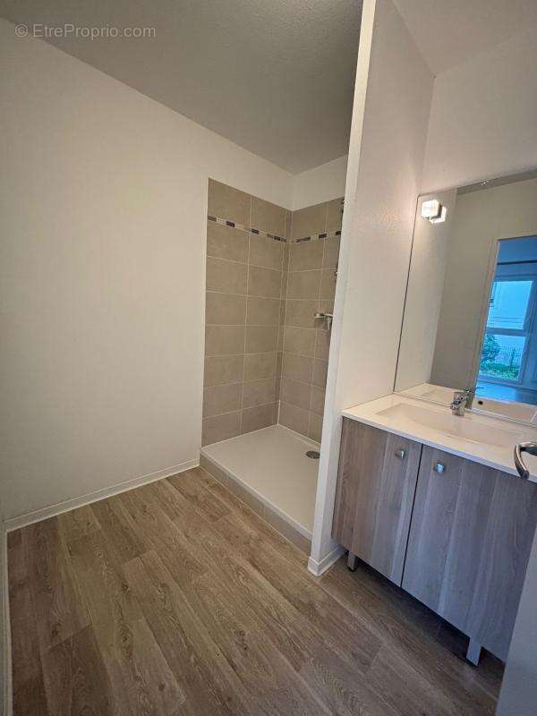 Appartement à FARGUES-SAINT-HILAIRE