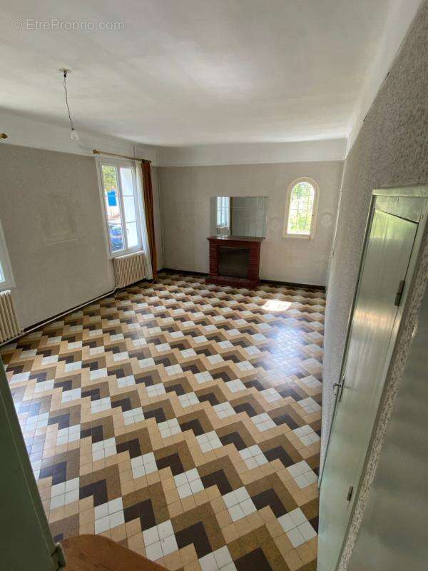 Maison à SAINT-LOUBES