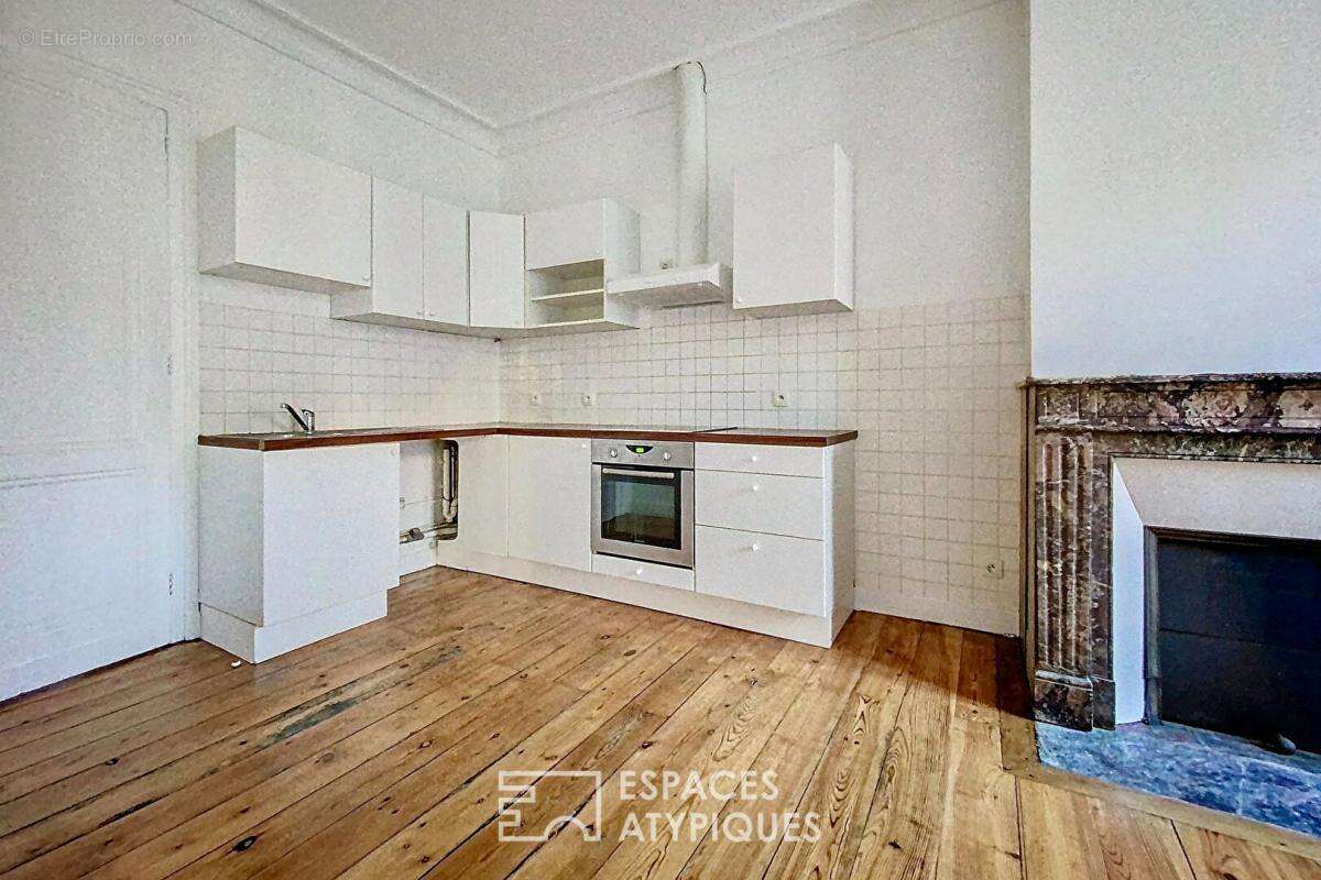 Appartement à BORDEAUX