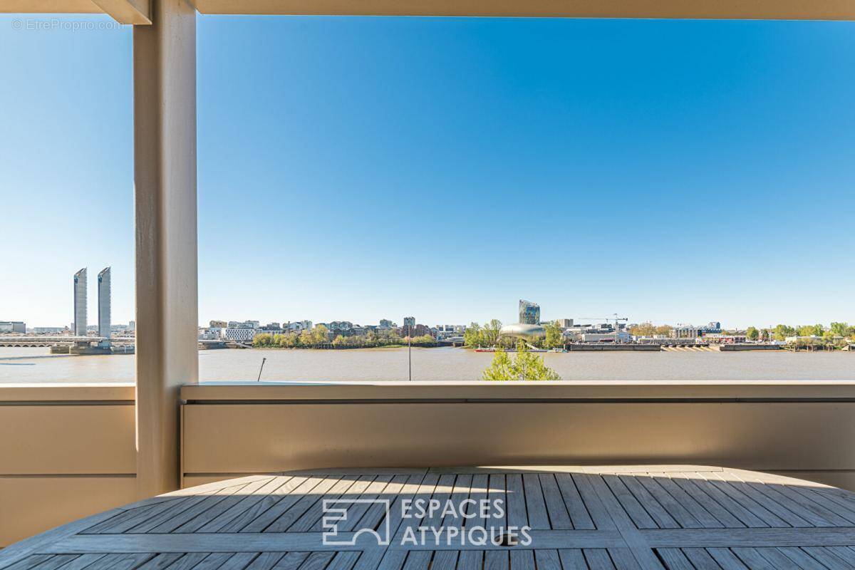 Appartement à BORDEAUX