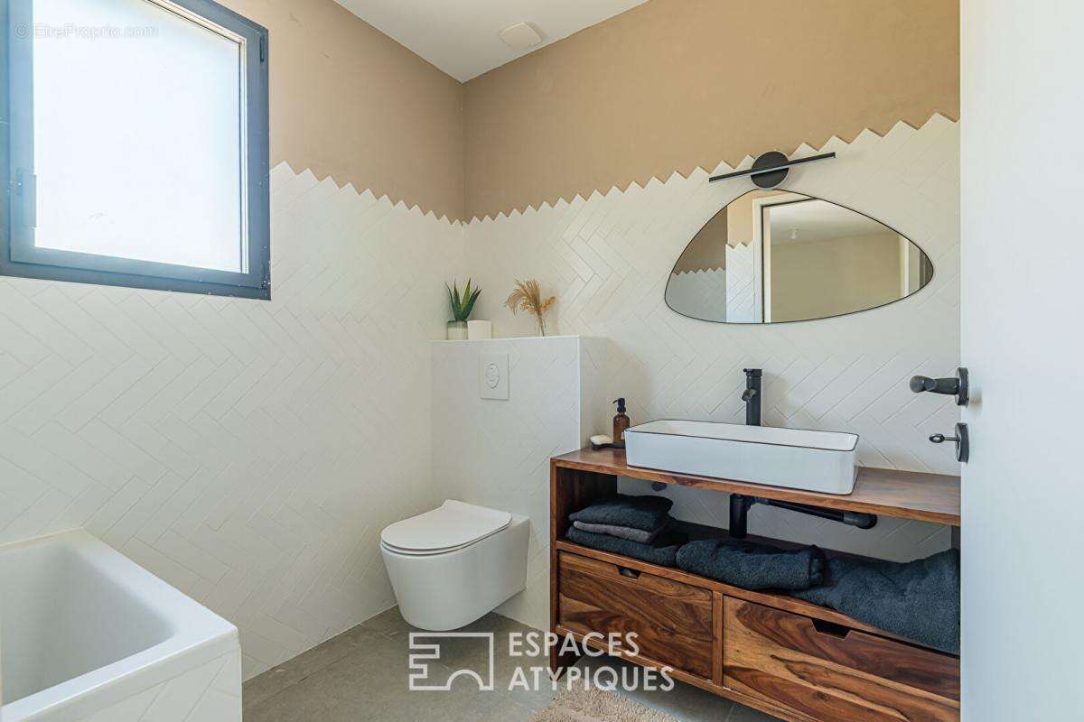 Maison à CARBON-BLANC