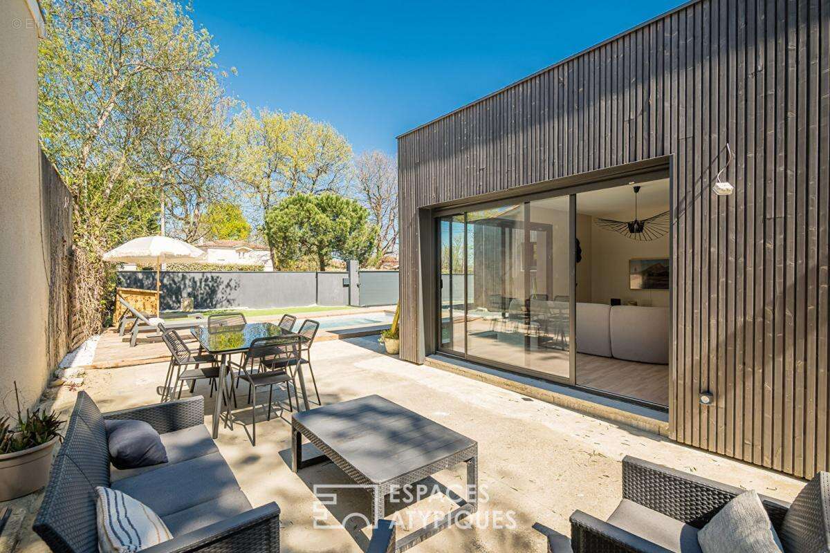 Maison à CARBON-BLANC