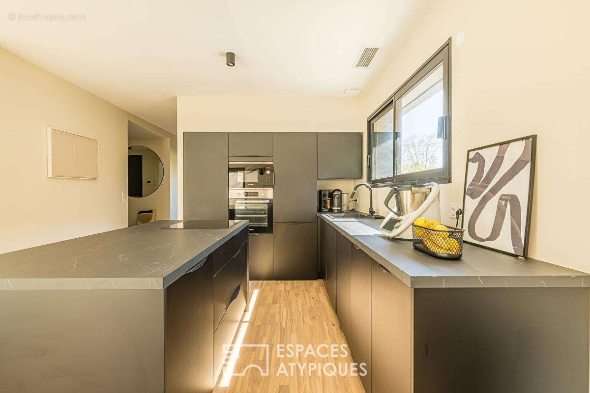 Maison à CARBON-BLANC