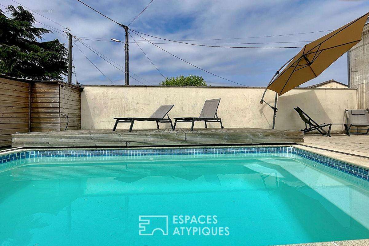 Maison à VILLENAVE-D&#039;ORNON