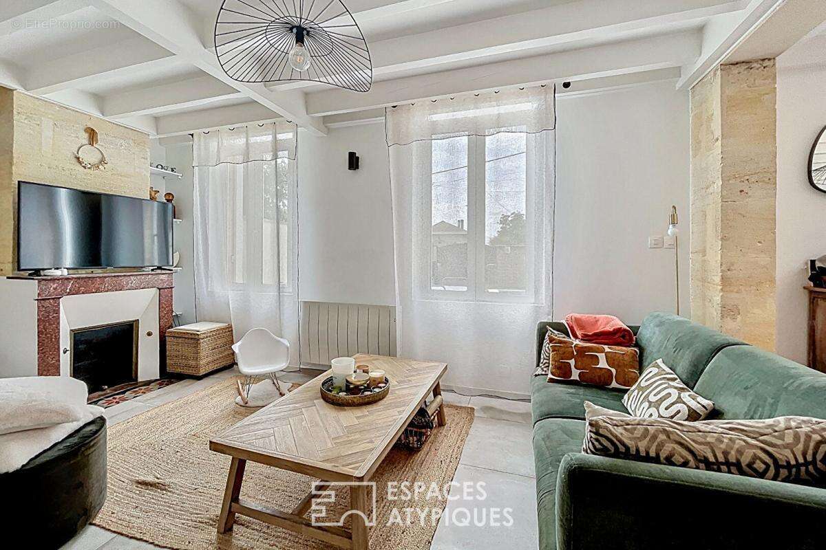 Maison à VILLENAVE-D&#039;ORNON