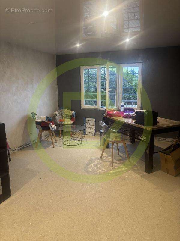 Commerce à BORAN-SUR-OISE