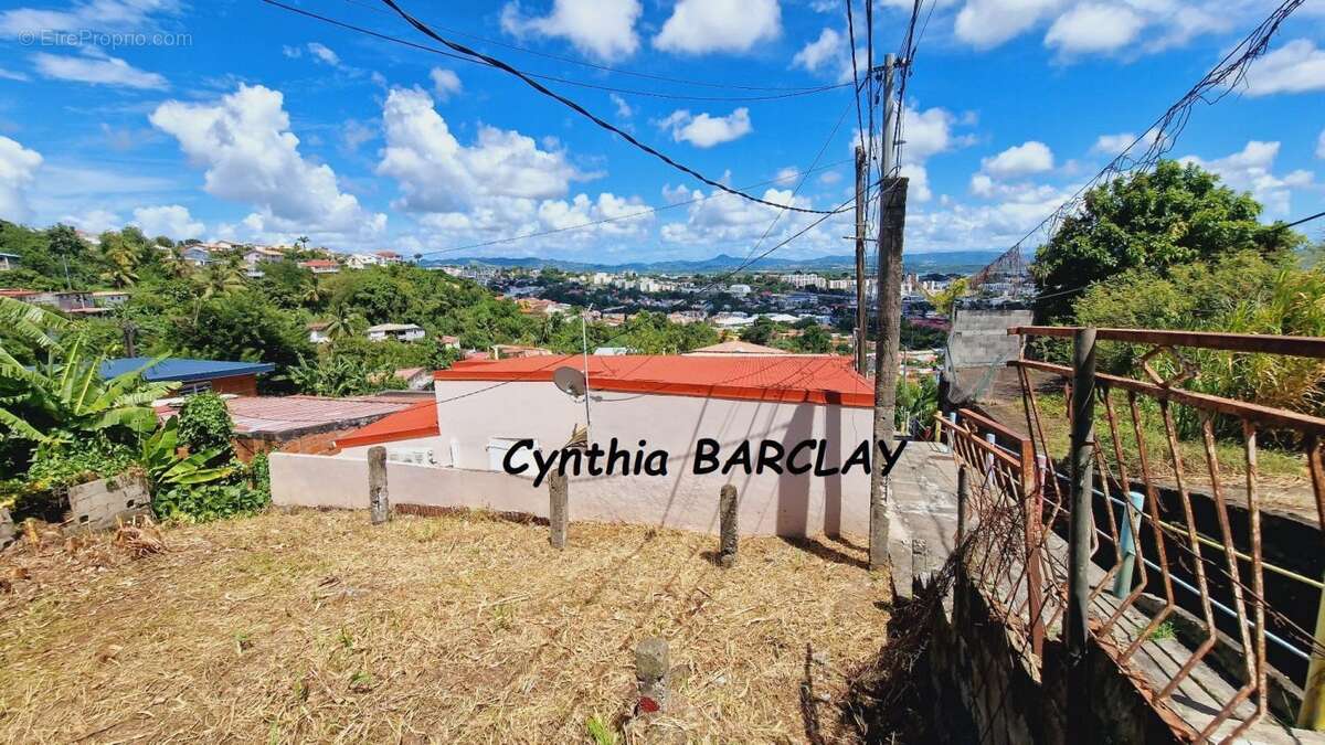 Maison à FORT-DE-FRANCE