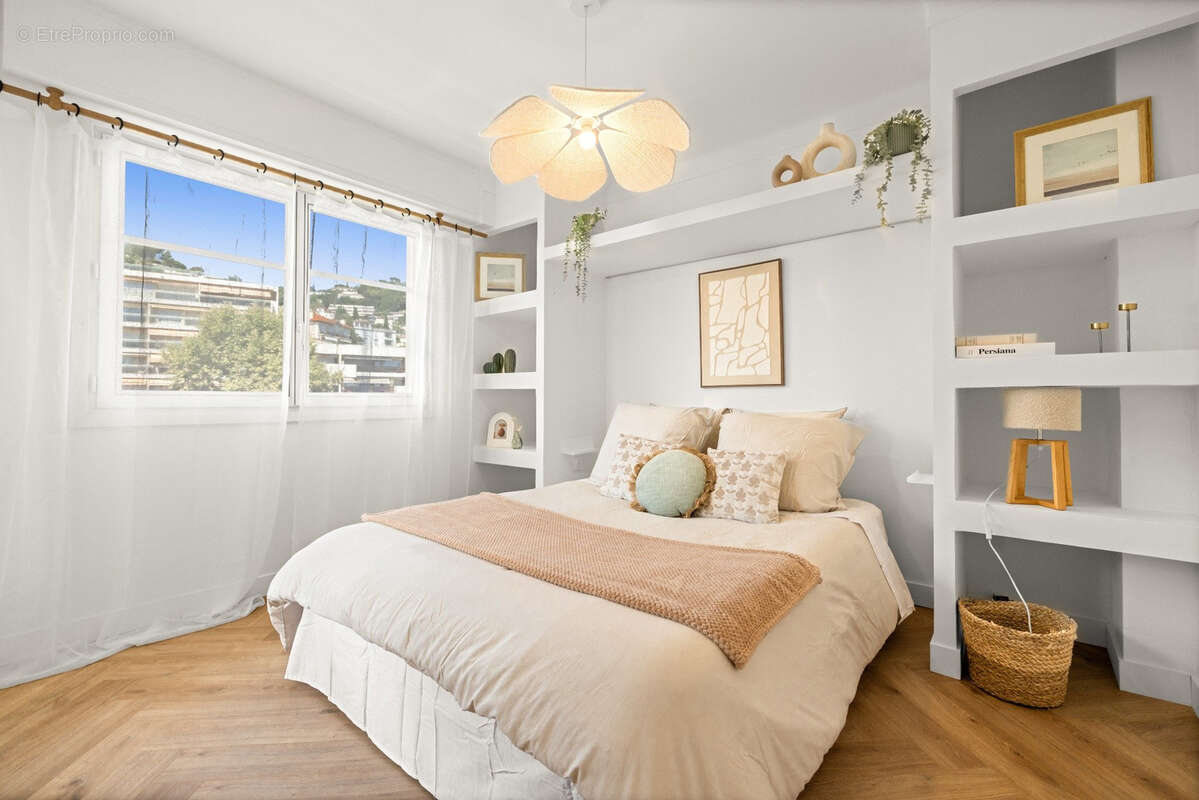 Appartement à LE CANNET