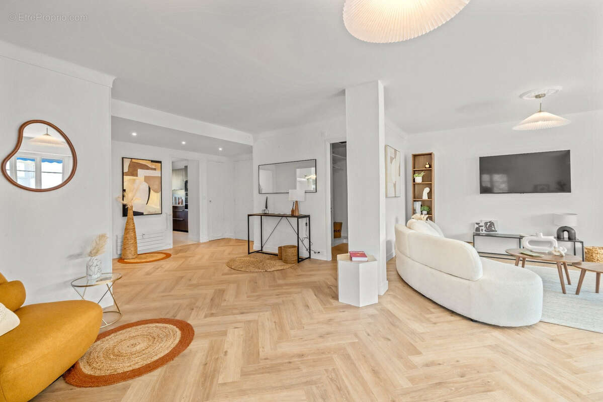 Appartement à LE CANNET