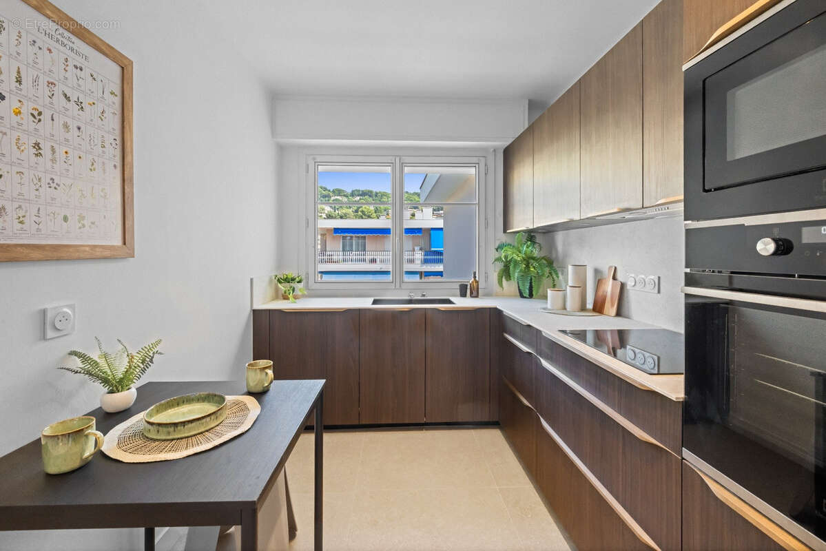 Appartement à LE CANNET