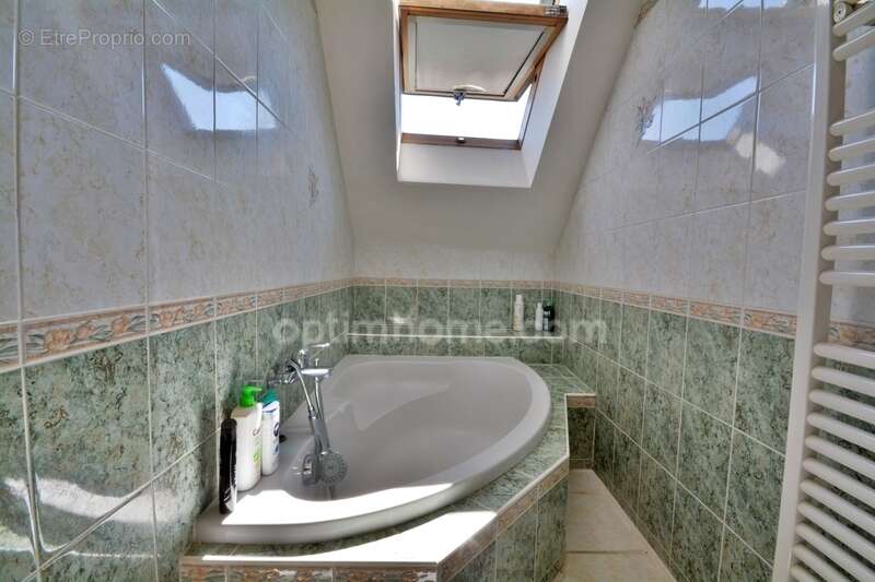 Maison à IVRY-LA-BATAILLE