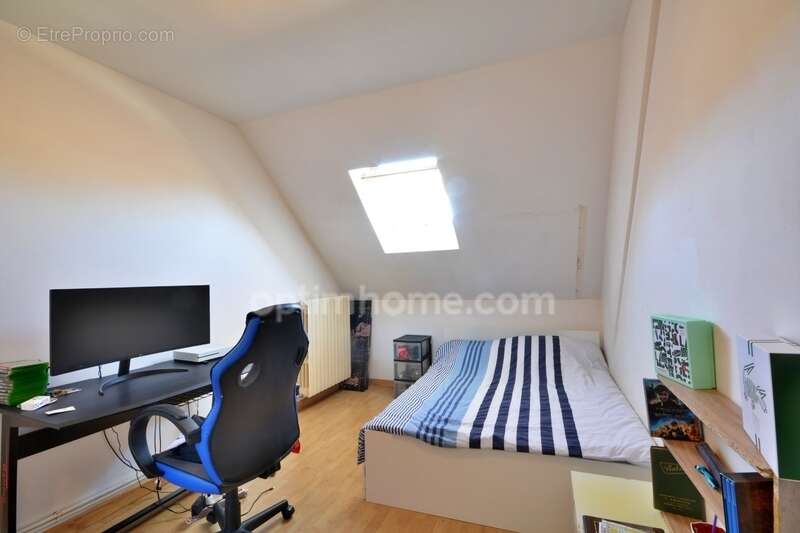 Maison à IVRY-LA-BATAILLE