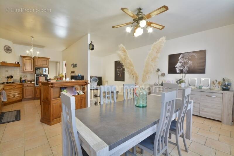 Maison à IVRY-LA-BATAILLE