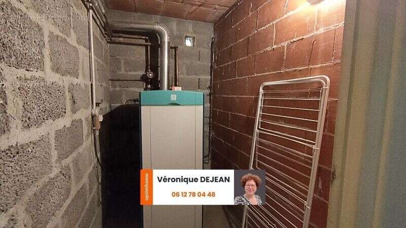 Maison à LA ROCHE-BLANCHE