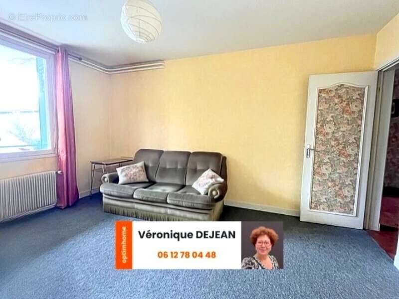 Maison à LA ROCHE-BLANCHE