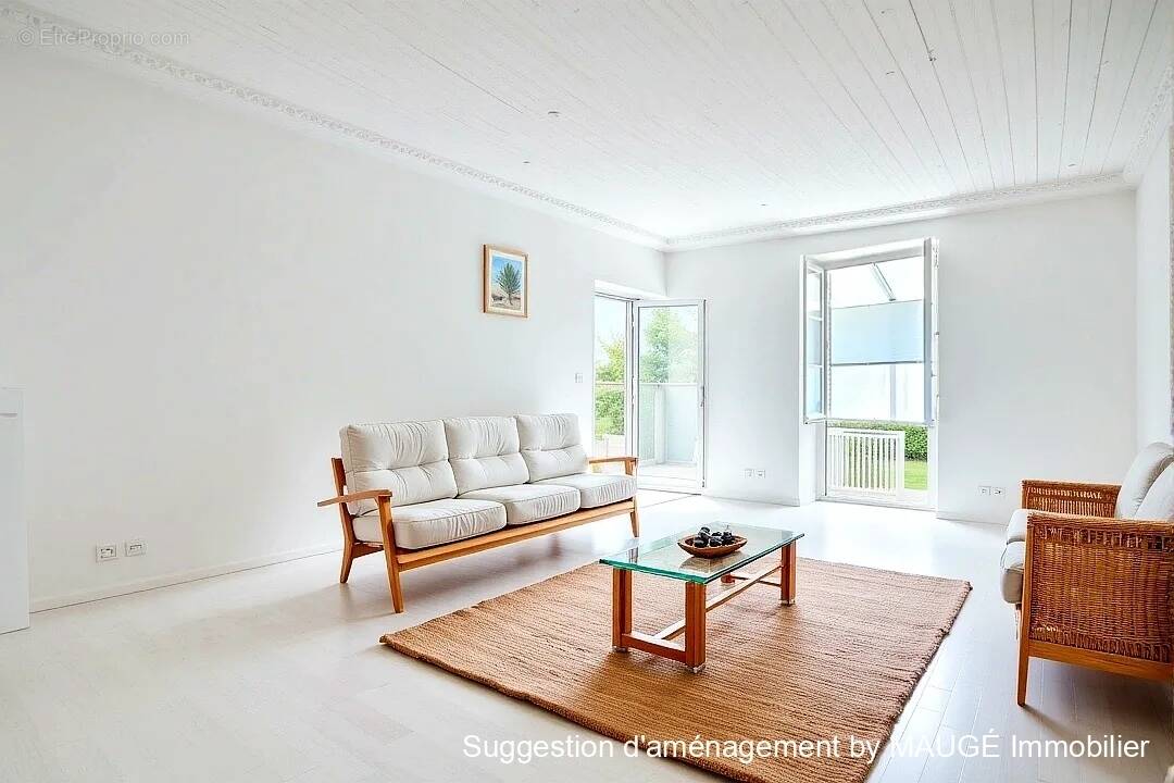 Maison à SAINT-PIERRE-DE-CHANDIEU