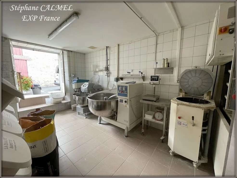 Commerce à SIGOULES