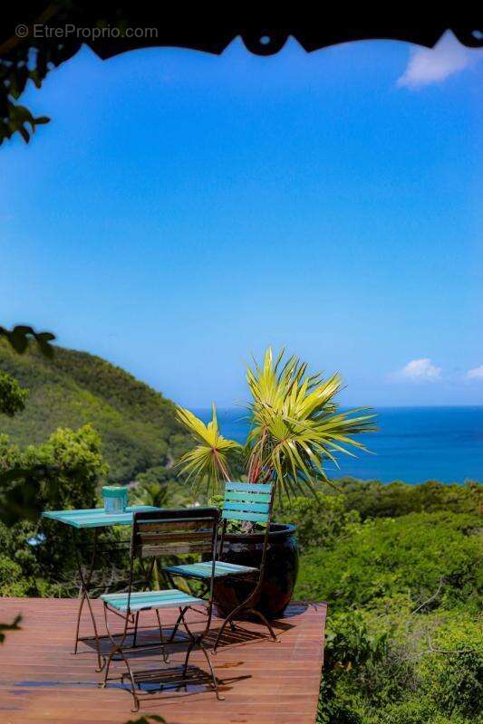 Maison à POINTE-NOIRE