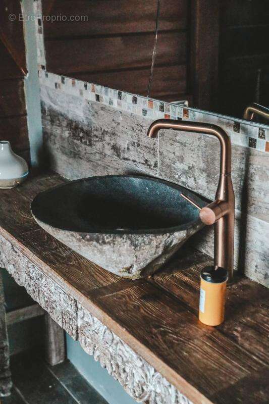 Maison à POINTE-NOIRE