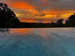 Maison à POINTE-NOIRE