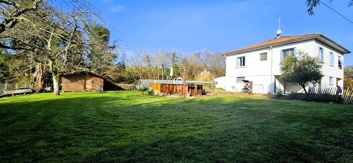 Maison à MOULEYDIER