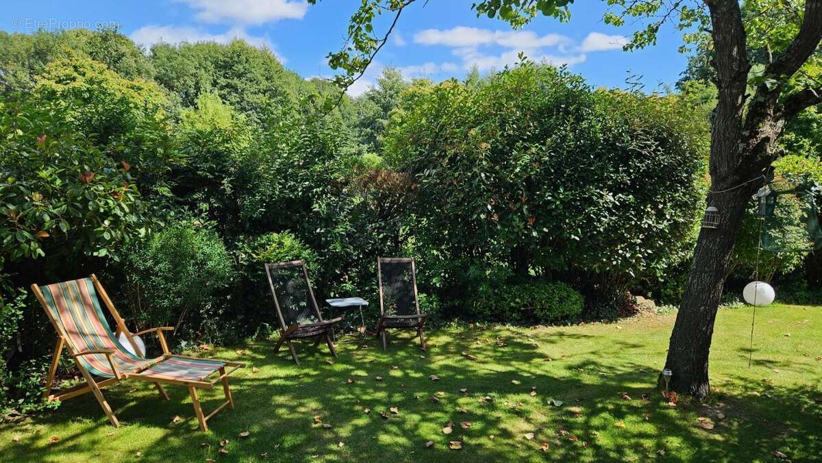 Maison à VERN-SUR-SEICHE