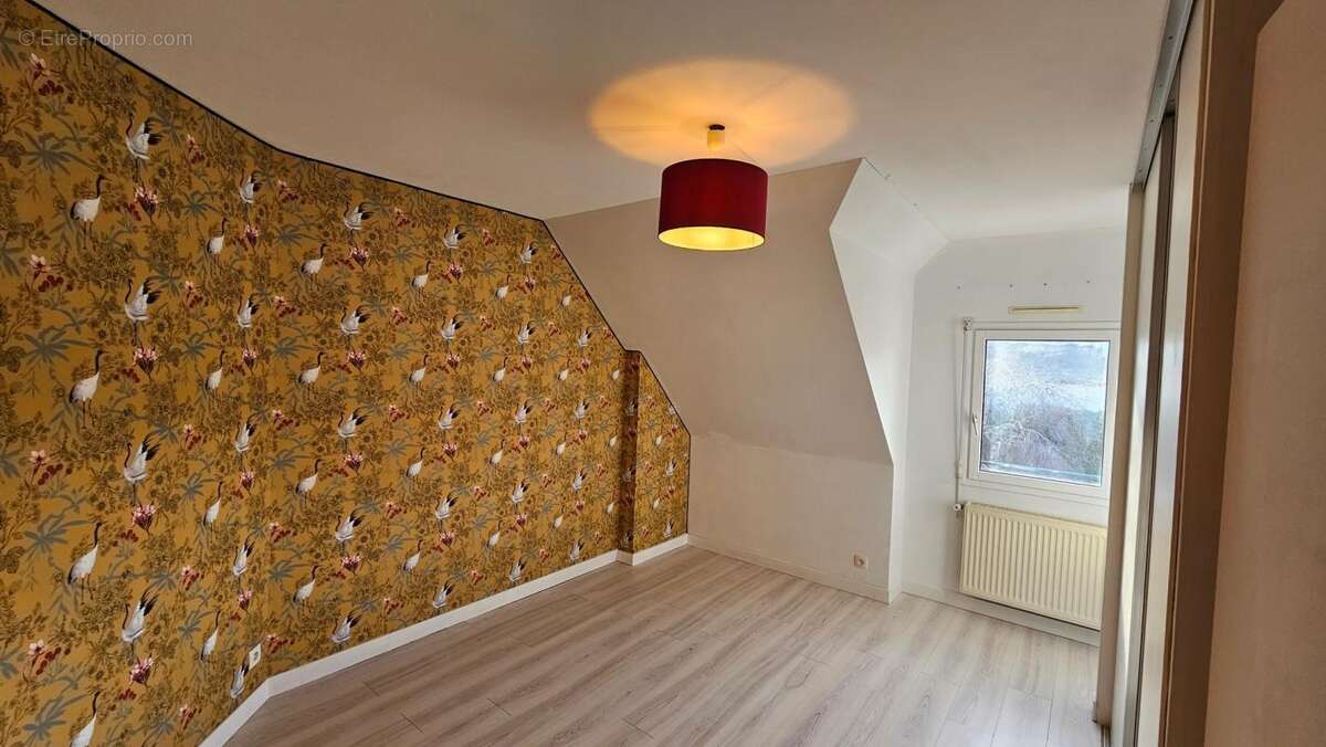 Maison à VERN-SUR-SEICHE