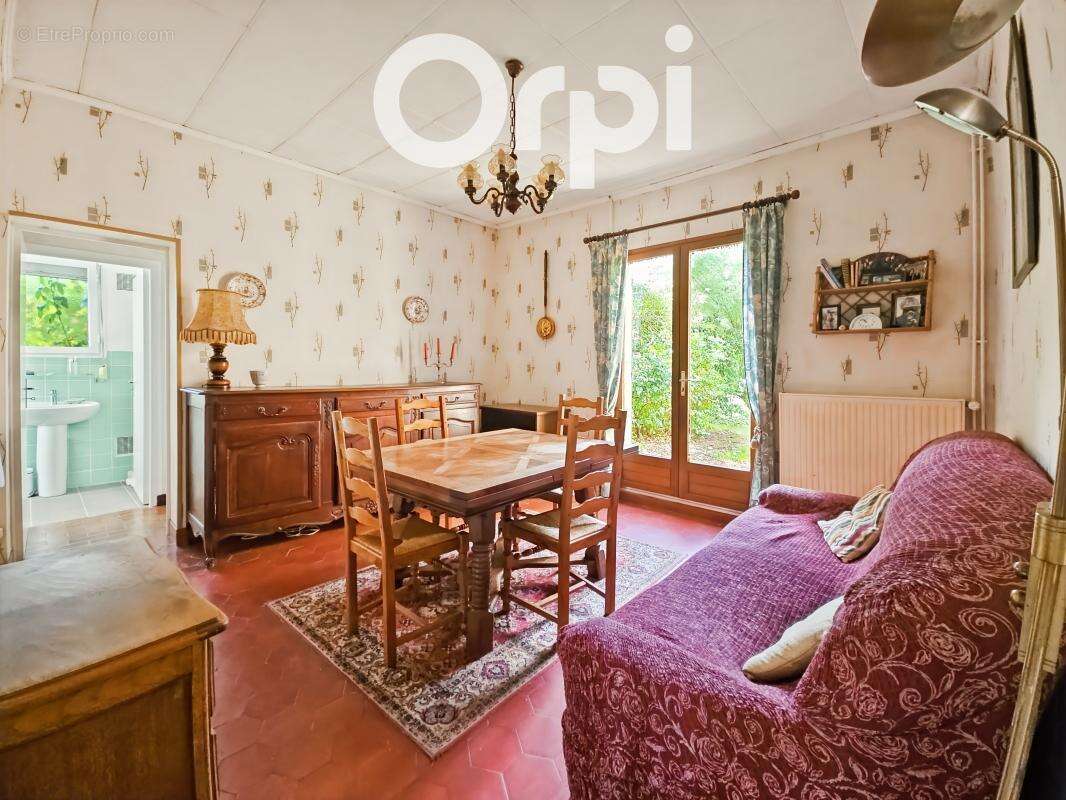 Maison à BAILLEUL-LE-SOC