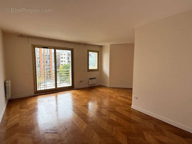 Appartement à LEVALLOIS-PERRET