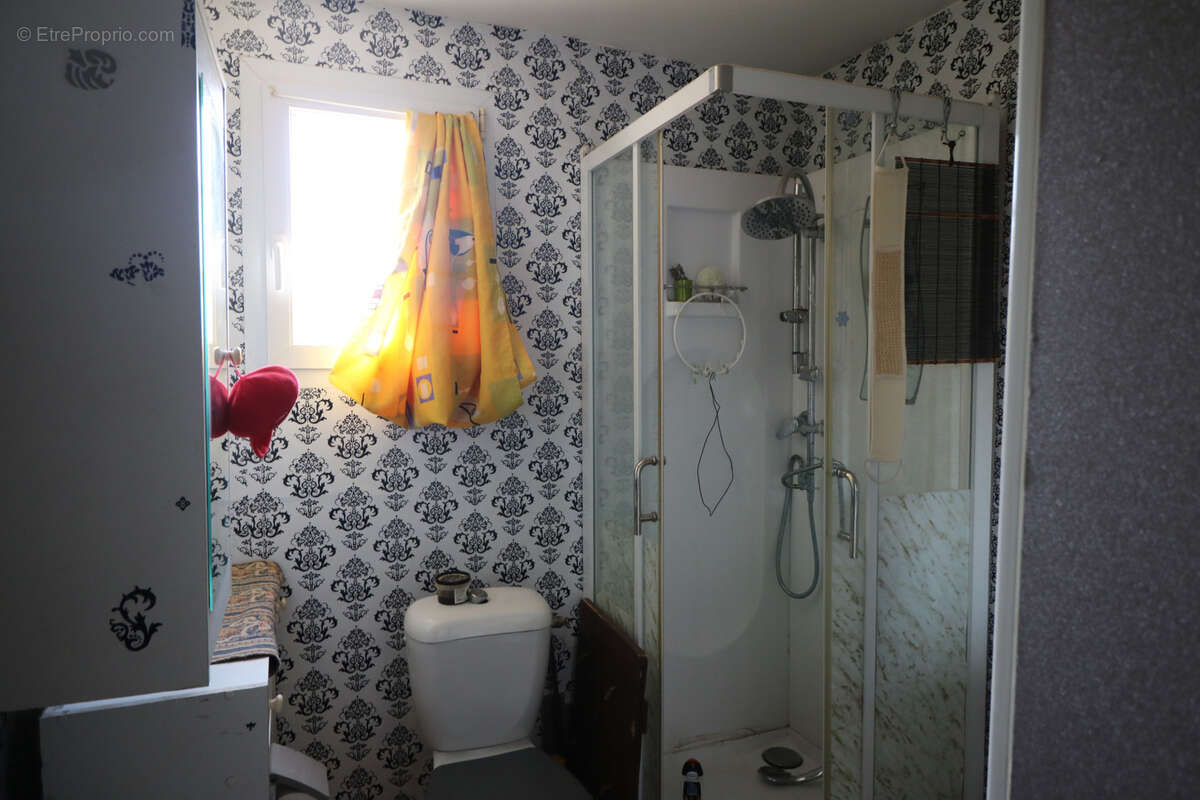 Maison à FONTCOUVERTE