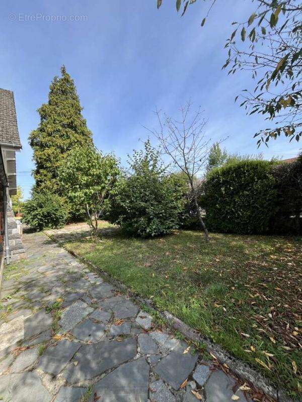 Maison à SAINT-SAUVEUR