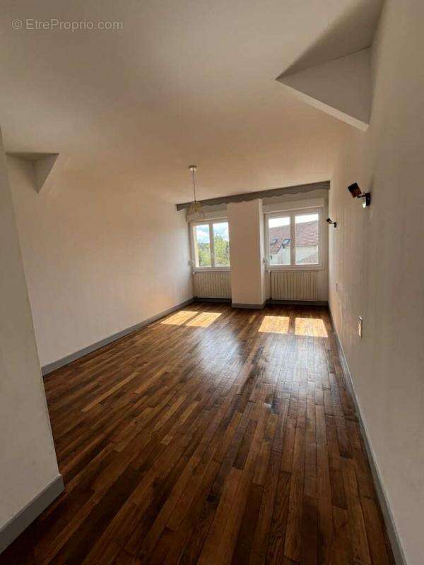 Maison à SAINT-SAUVEUR