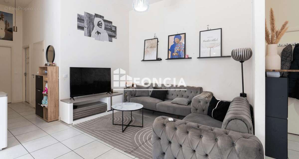 Appartement à SAINT-FONS