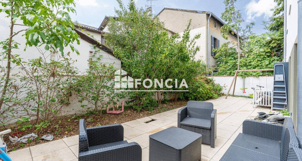 Appartement à SAINT-FONS